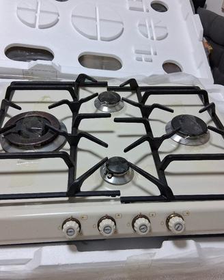 piano cottura smeg 4 fuochi crema come nuovo