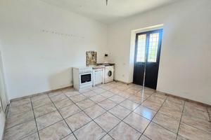 2 LOCALI A FIANO ROMANO