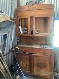 Credenza inizio 1900