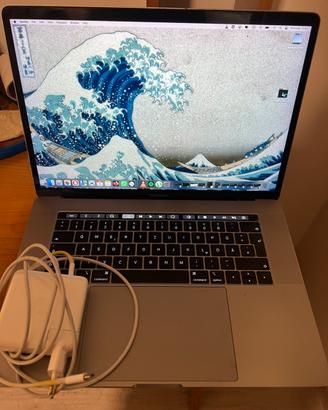 Macbook pro 2018 15 pollici