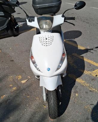 piaggio zip 50