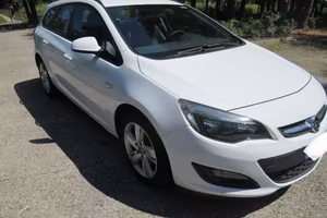 Opel Astra 1.7 cdti 110cv AUTOCARRO n1 5 Posti
