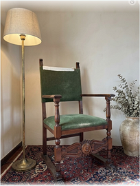 Sedia/Poltroncina antica in legno – da restauro
