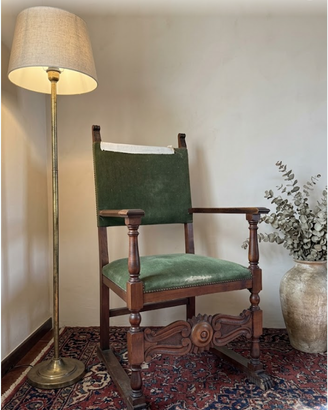 Sedia/Poltroncina antica in legno – da restauro