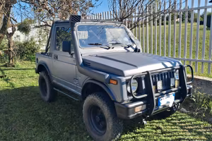Suzuki Samurai sj410