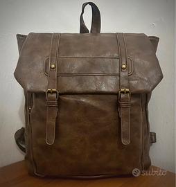 Zaino marrone elegante, perfetto per lavoro