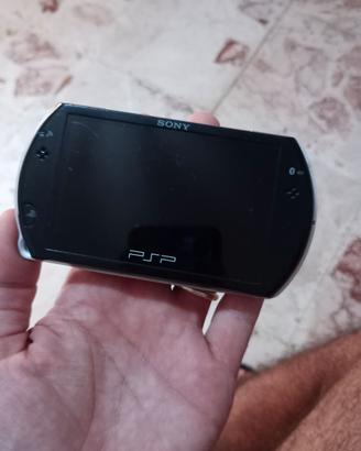 PSP GO