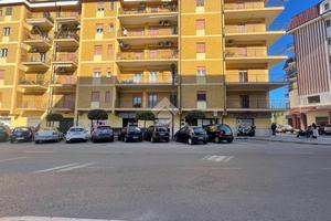 MAGAZZINO A CORIGLIANO-ROSSANO