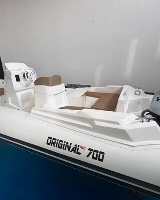 Gommone 7 metri pronta consegna + Honda BF250