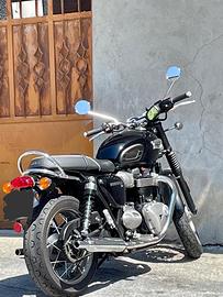 Triumph Bonneville T100