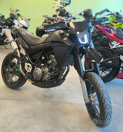 Yamaha xt660x