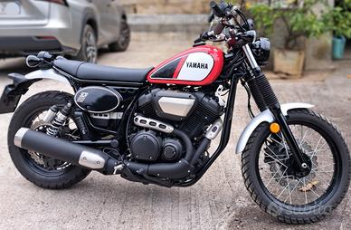 Yamaha SCR 950 