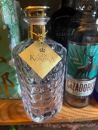 Bottiglie vuote Gin per home decor