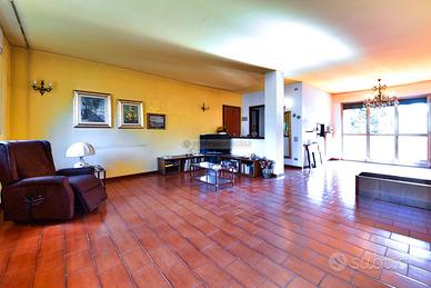 Appartamento Desio [Cod. rif 3256189VRG]