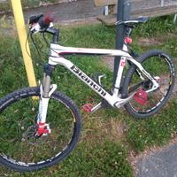 bici bianchi MTB del 26' in carbonio 