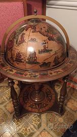 Mappamondo portabottiglie