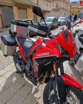 MOTO MORINI X-CAPE 650