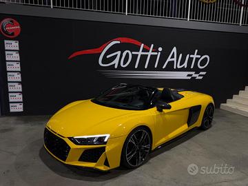 AUDI R8 V10 SPYDER RESTYLING YELLOW SCARICO SUPE