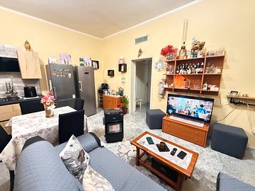 Assemini, Trivano con Cortile e P.auto