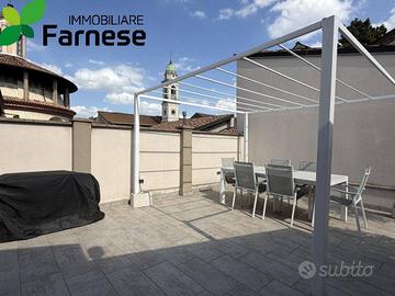 Casa indipendente di 377 m² con più di 5 locali e 