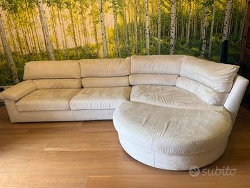 Divano Poltrone Sofà bianco luna con chaise louge