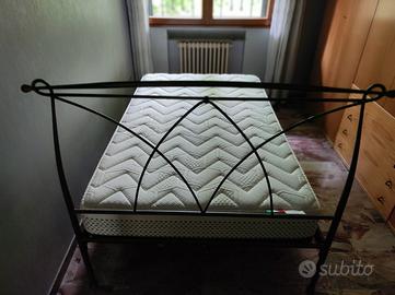 Letto piazza e mezzo materasso Magniflex