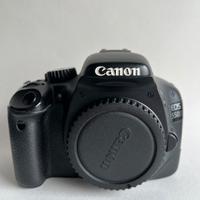 Canon EOS 550D + Canon EF-S 18-55 IS