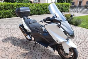 Yamaha Tmax 530