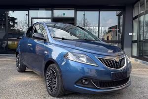 LANCIA Ypsilon 1.0 FireFly SILVER *MHEV* *IVA ES