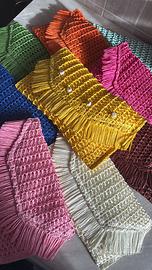 Borsa all uncinetto fatta a mano