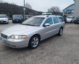 Volvo V70 SUMMUM