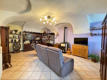 CASA SEMINDIPENDENTE A GIFFLENGA