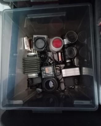 attrezzatura fotografica tutto a 100 €