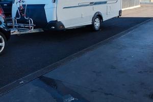 roulotte knaus 400 sport