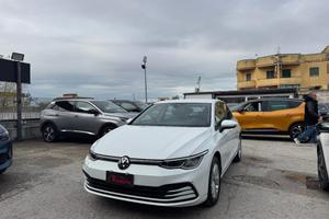 VOLKSWAGEN Golf 1.0 eTSI 110 cv EVO DSG Life
