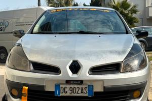 Renault Clio III serie 2007