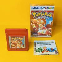 Box e gioco Pokémon rosso con eventi