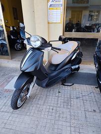 Piaggio Beverly 500