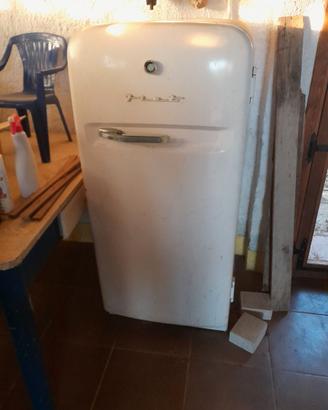 Frigo vintage anni ‘60 marca FIAT, dimensioni