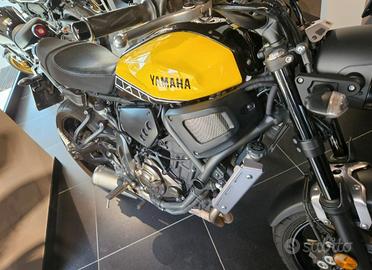 Yamaha XSR 700 - 2016