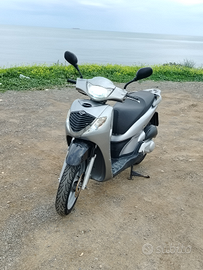 Honda Sh 125i special