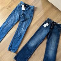 2 paia di jeans nuovi con etichetta Zara Tag.32