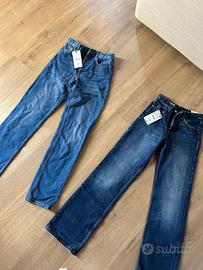 2 paia di jeans nuovi con etichetta Zara Tag.32