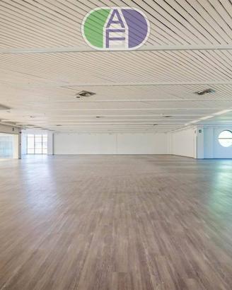 Immobile di 700 m² con più di 5 locali a Mira
