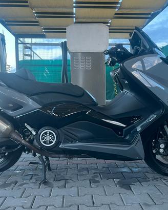 T-Max 530 Lux Max ABS (2016 - 17)