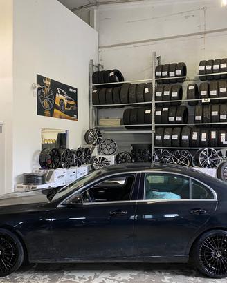 Cerchi NUOVI Mercedes Classe C raggio 19 cod.74853