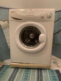 Lavatrice slim Hoover Nextra 4kg a Positano