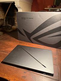 Asus Rog Zephyrus G16 RYZEN 9 RTX4070