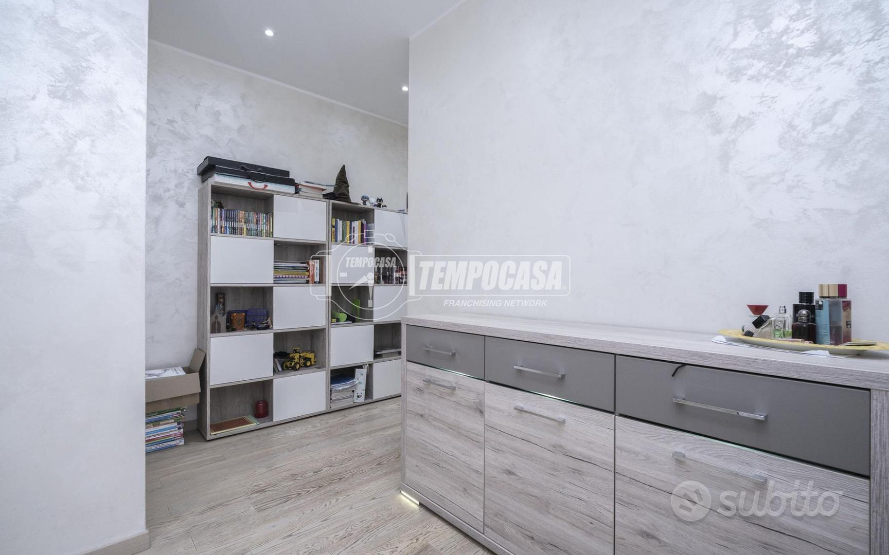 Trilocale in Pozzo Strada, foto 13 di 19