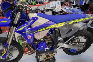 Sherco SE 300 2 tempi MY 25 20 ore come nuova